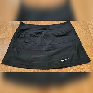 Nike dry-fit tennis skirt with shorts small black